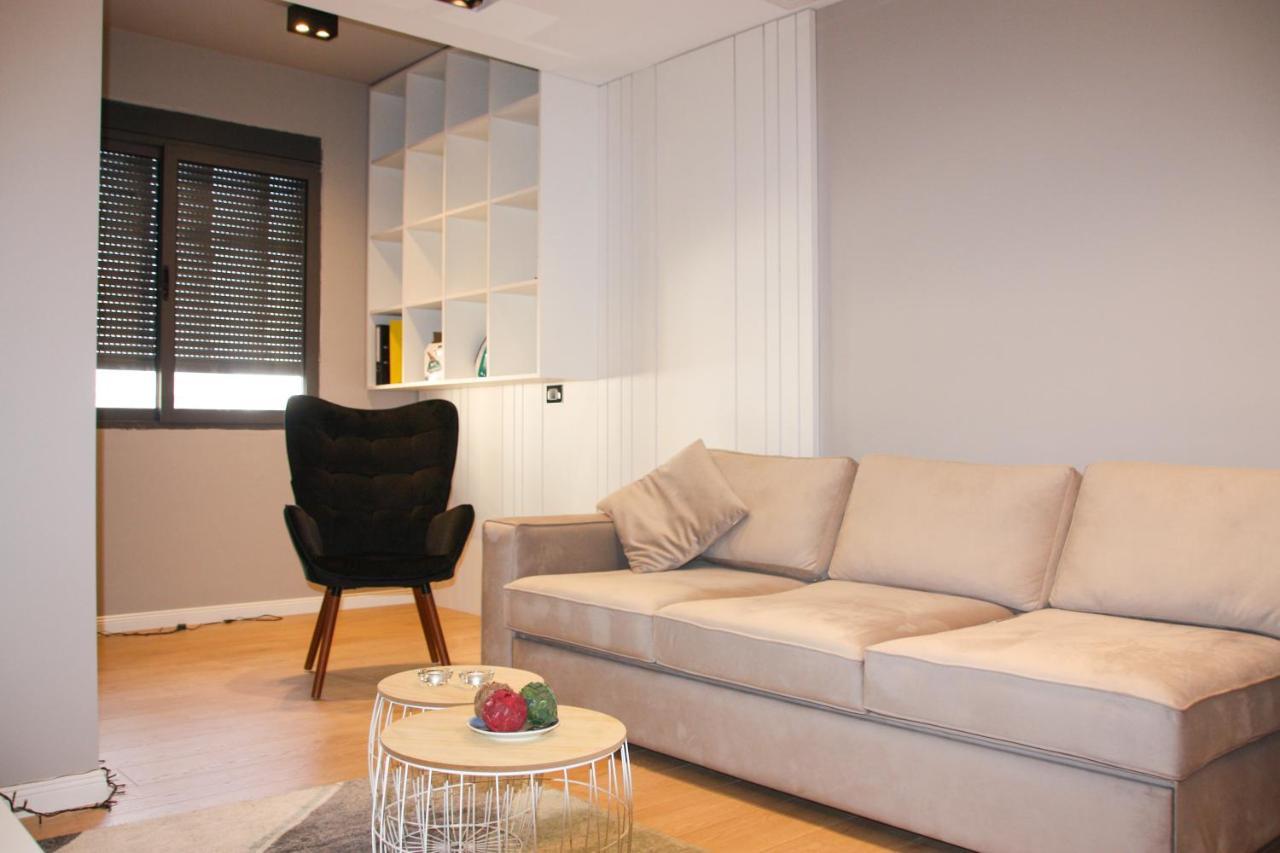 Roza'S Apartment Tirana Center ภายนอก รูปภาพ